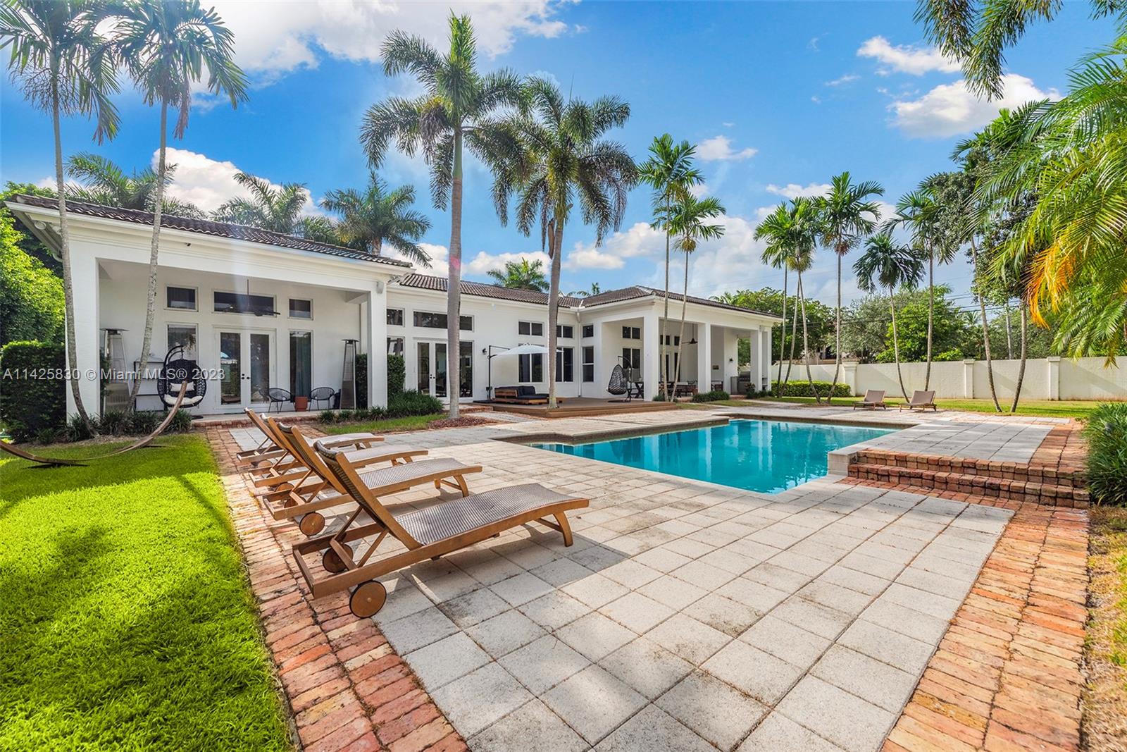 SANCTUARY AT PINECREST - Residential