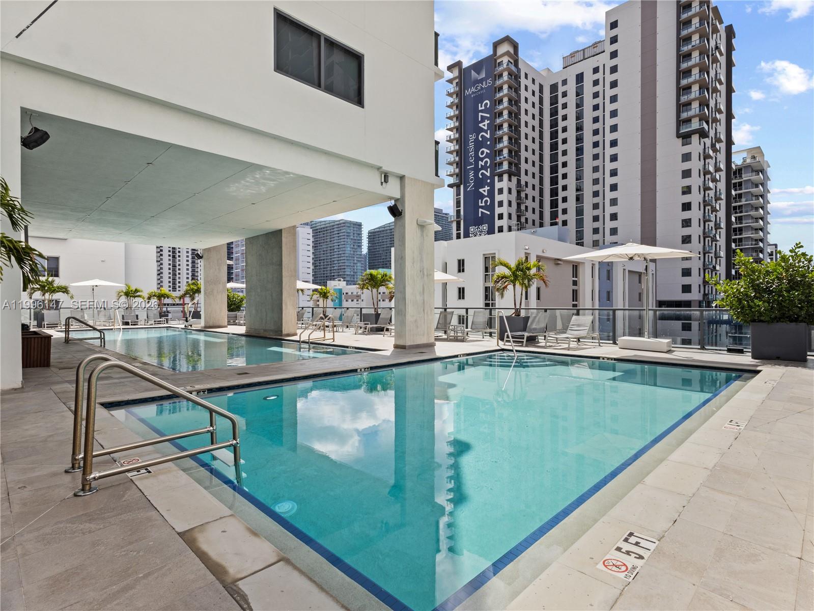 smart Brickel condo - Residential