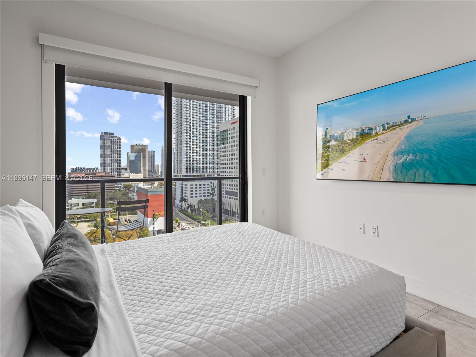 smart Brickel condo - Residential