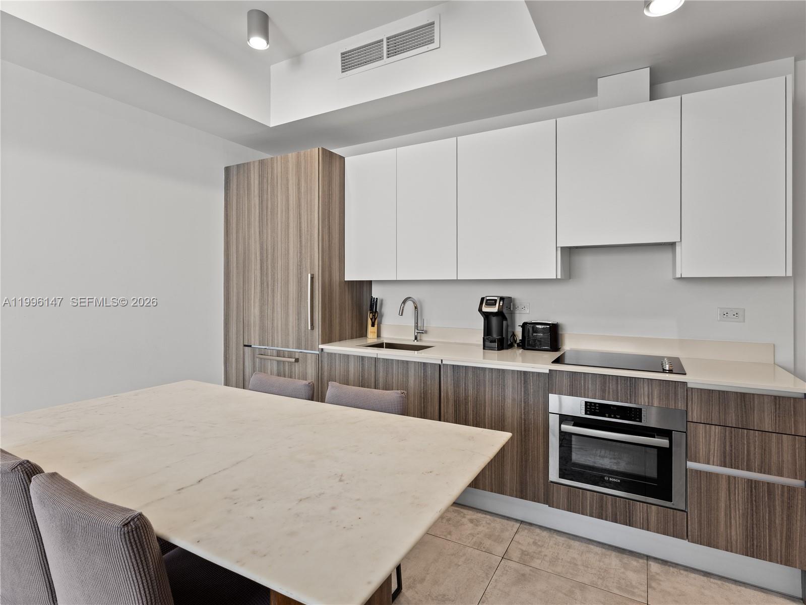 smart Brickel condo - Residential