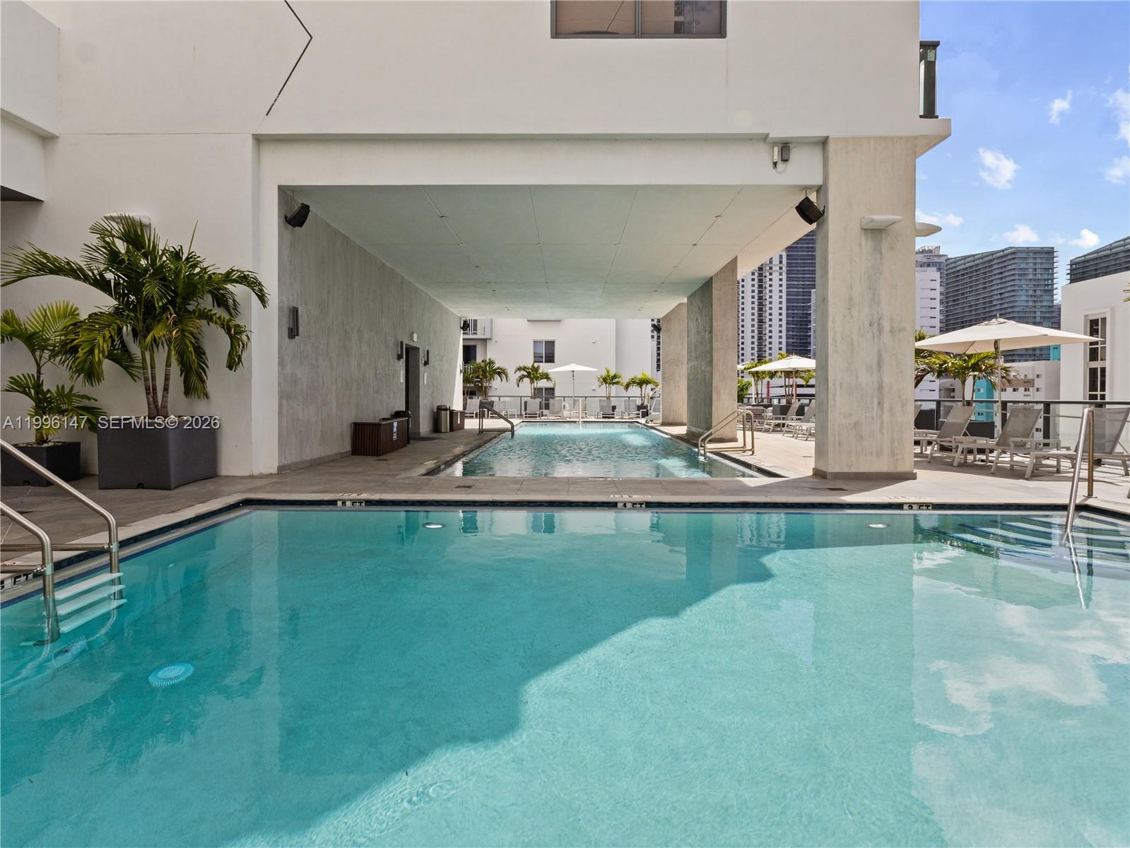 smart Brickel condo - Residential