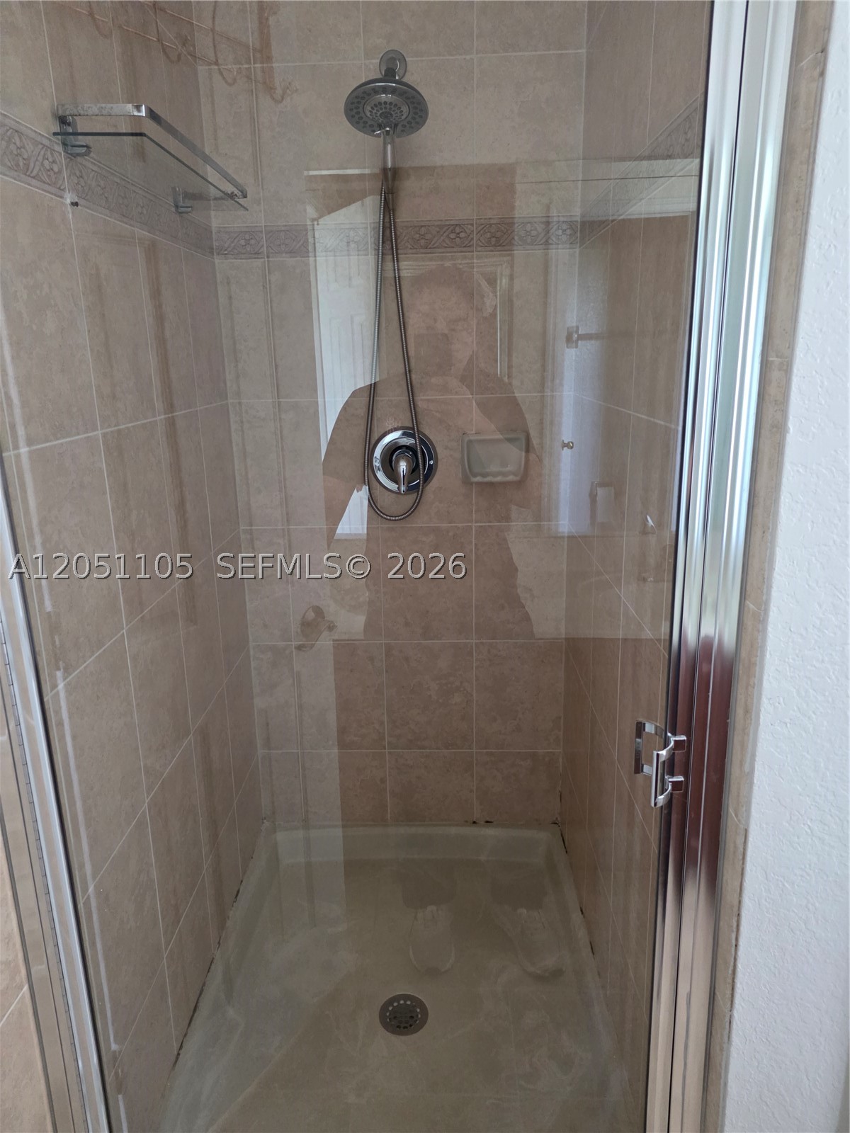 CORAL LAKES KINGDOM - Residential Lease