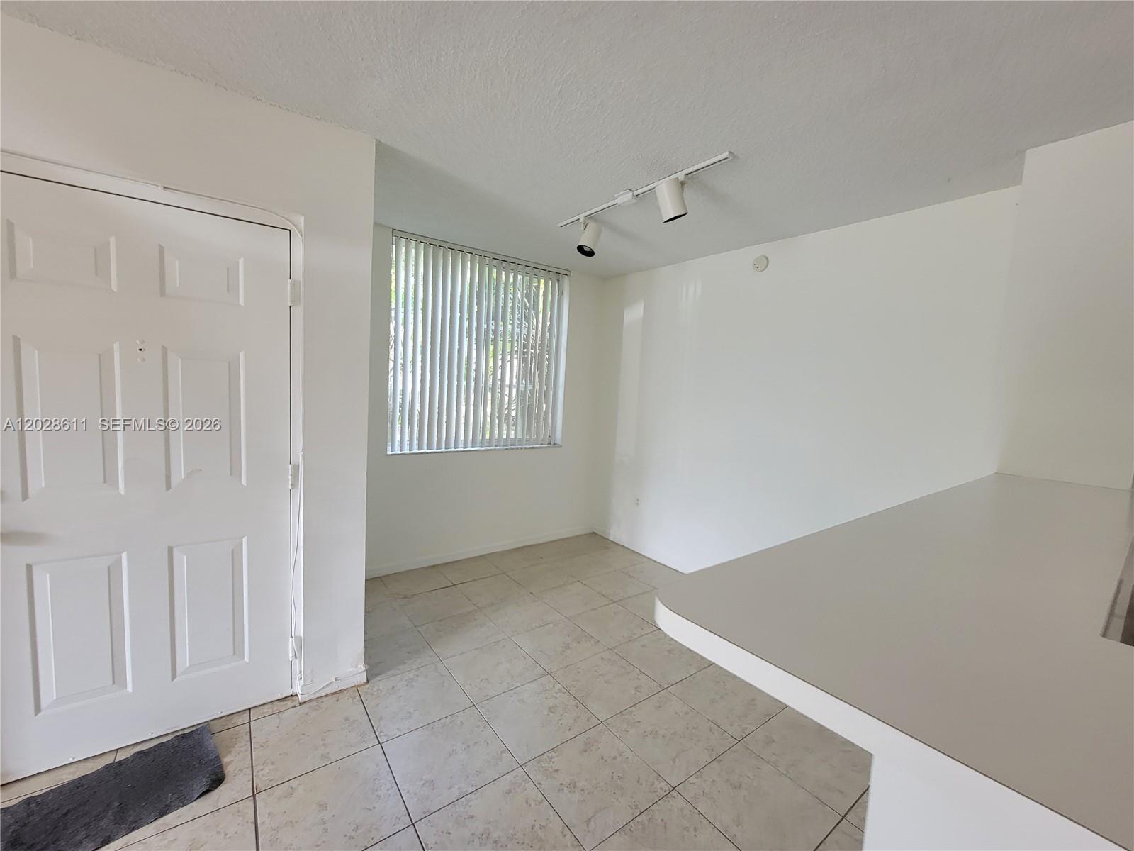 ST ANDREWS CONDO - Residential Lease