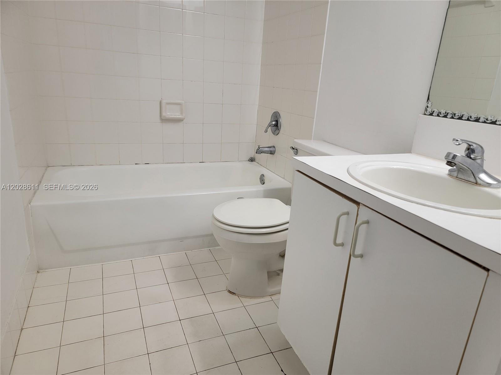 ST ANDREWS CONDO - Residential Lease