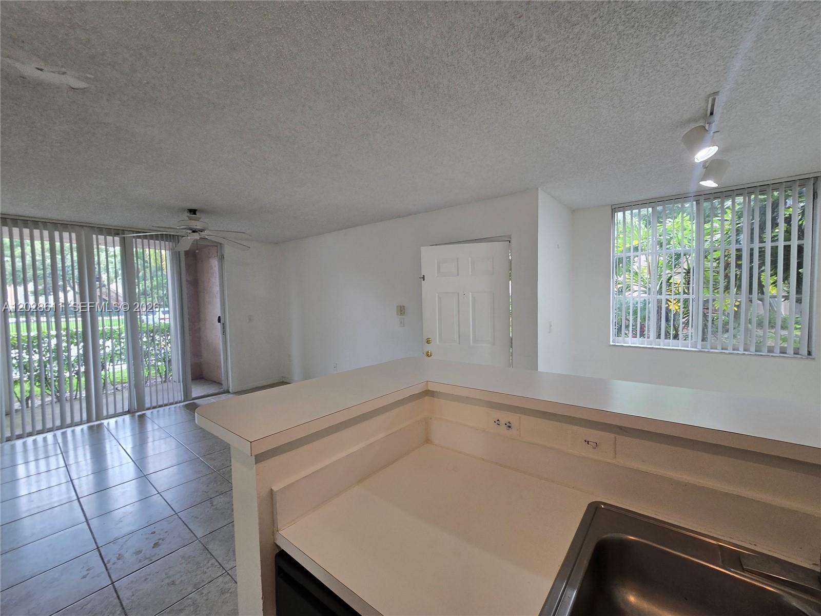 ST ANDREWS CONDO - Residential Lease