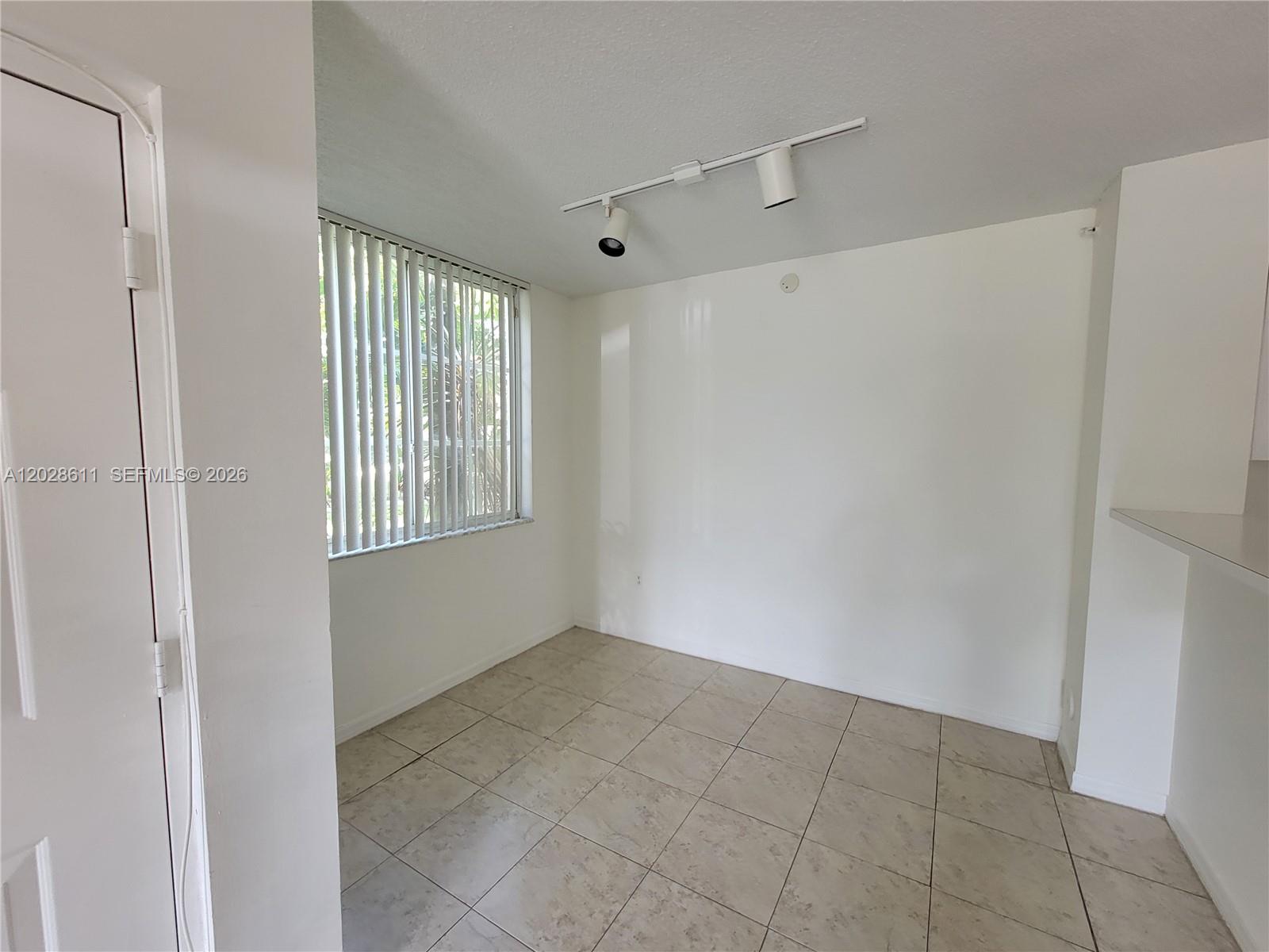 ST ANDREWS CONDO - Residential Lease