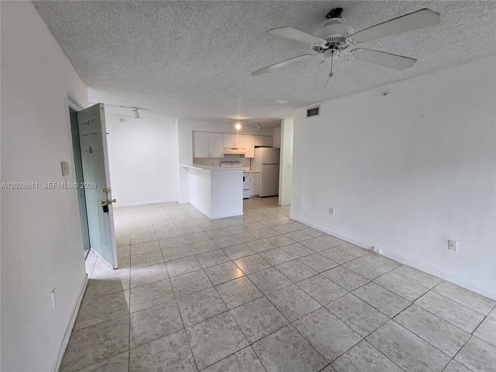 ST ANDREWS CONDO - Residential Lease