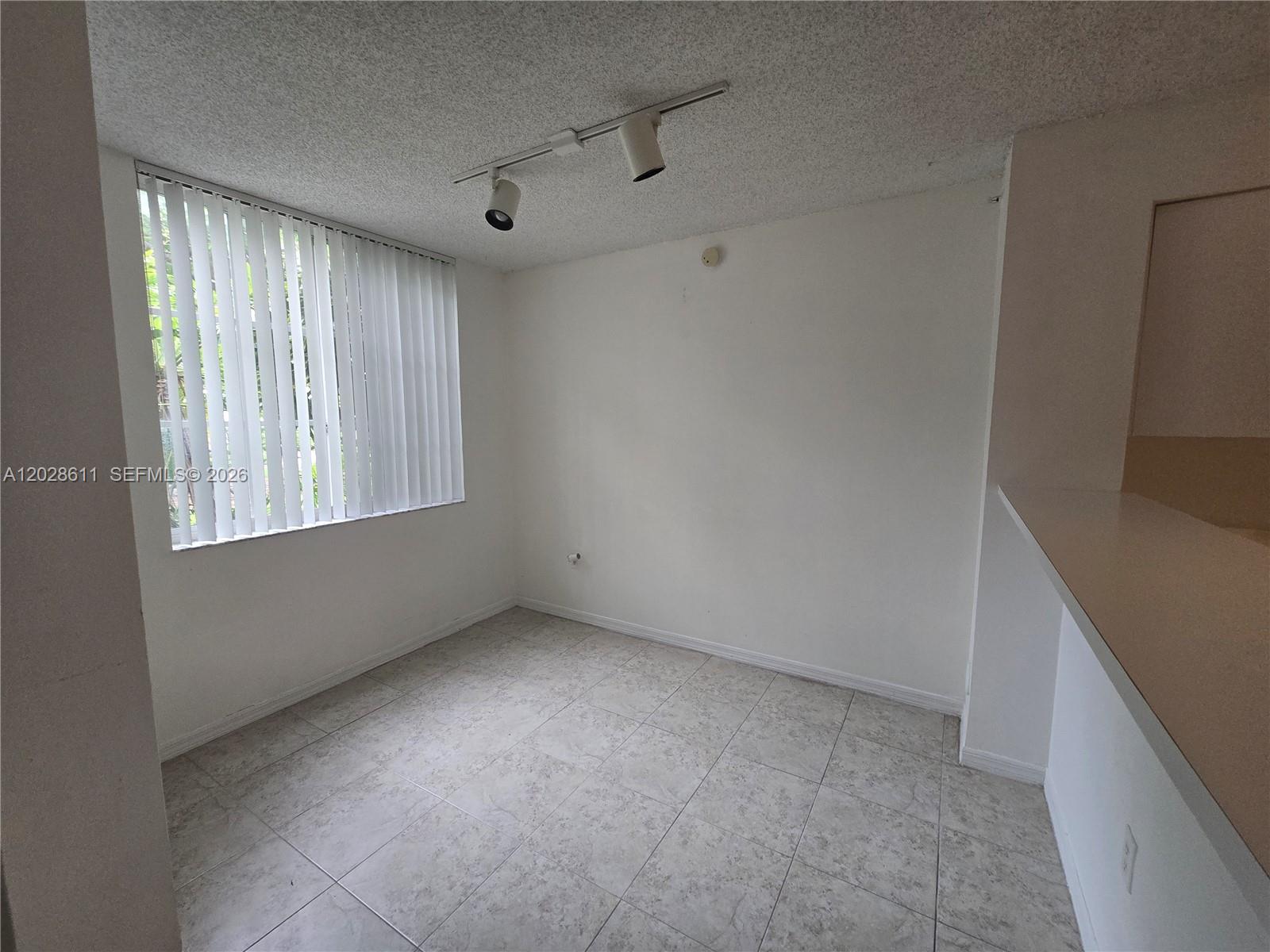 ST ANDREWS CONDO - Residential Lease