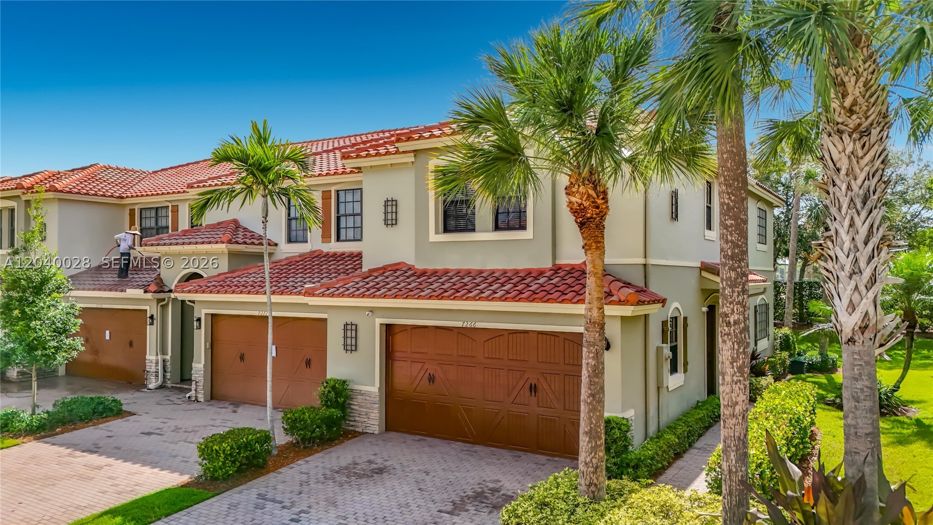 PARKLAND RESERVE TOWNHOMES - Residential