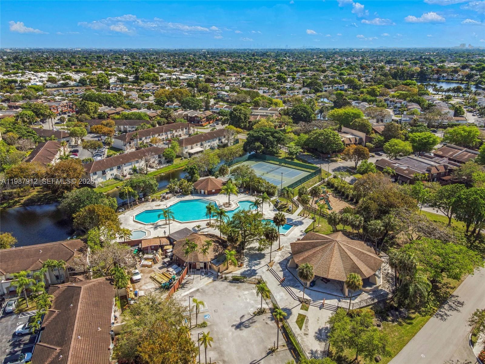 SNAPPER VILLAGE CONDO PHA - Residential