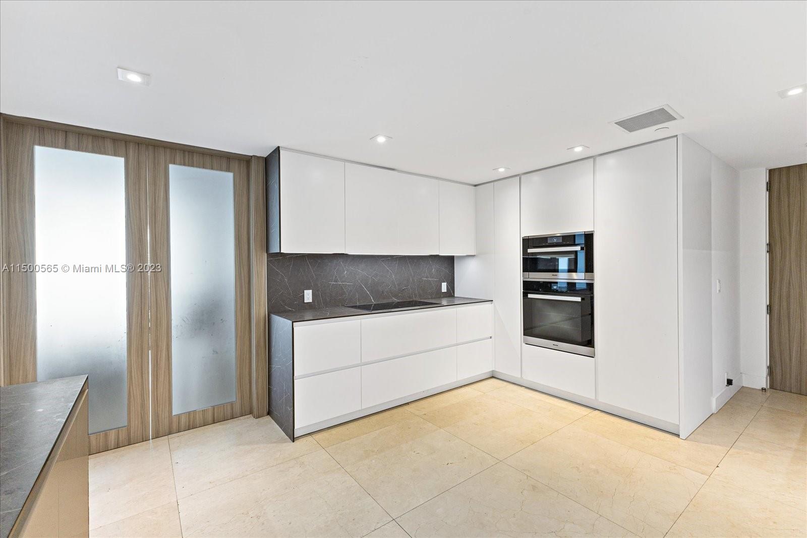 BAYVIEW FISHER ISL CONDO - Residential