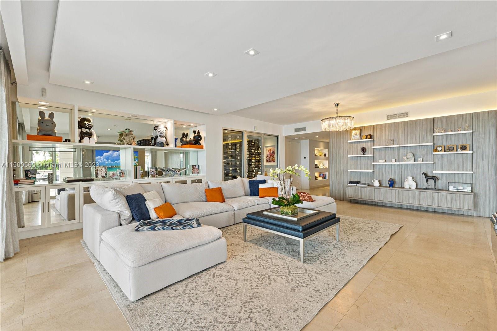 BAYVIEW FISHER ISL CONDO - Residential