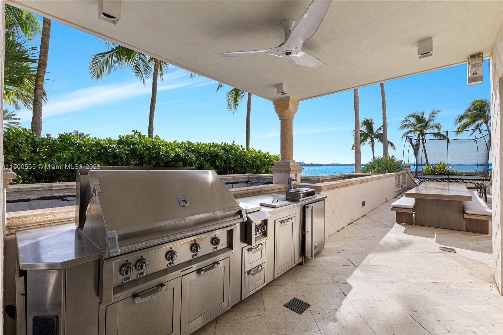 BAYVIEW FISHER ISL CONDO - Residential