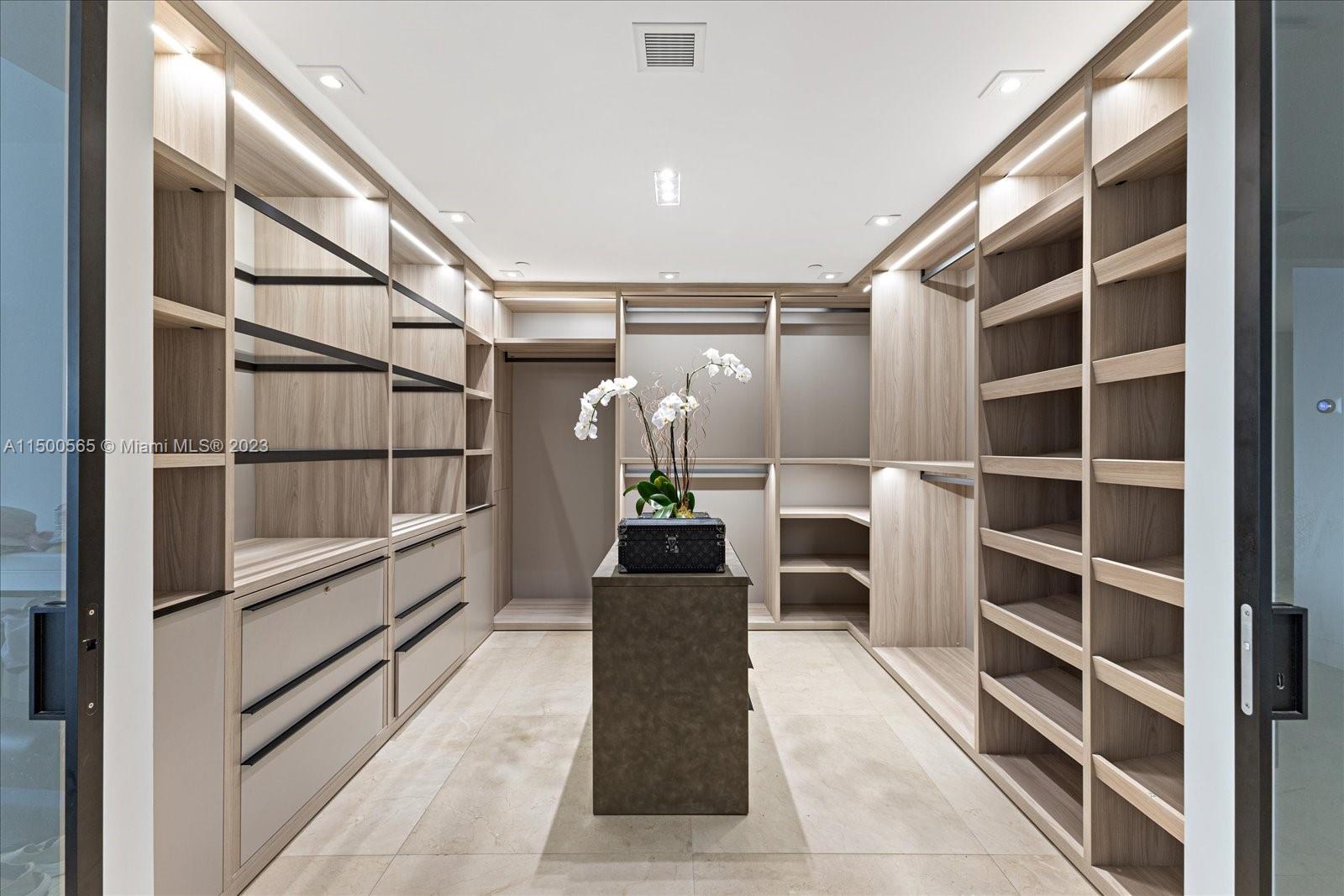 BAYVIEW FISHER ISL CONDO - Residential