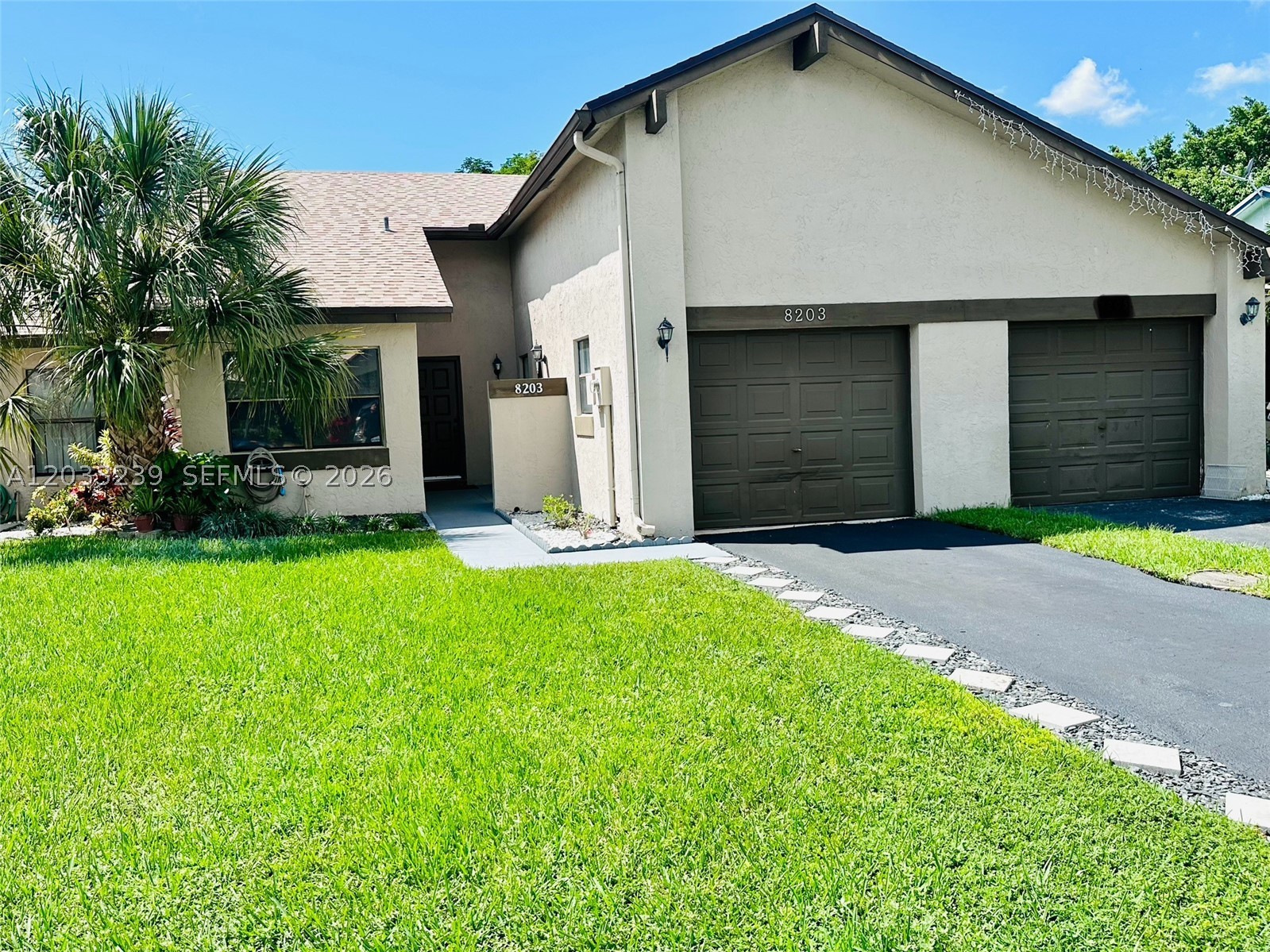 Beautifully maintained and spacious 2-bedroom, 2-bath villa featuring a versatile extra room and an attached garage, located in the desirable and peaceful Spring Lake community. This inviting home offers a functional layout with ample living space, perfect for comfortable everyday living. The roof was replaced in 2023, providing added value and peace of mind. Conveniently situated near parks, schools, shopping, and dining. The extra room can be converted back to its original configuration if desired.  Whether you're a first time homebuyer, downsizing or seeking a low-maintenance home . This villa presents an excellent opportunity to enjoy comfortable living in a well-established community.