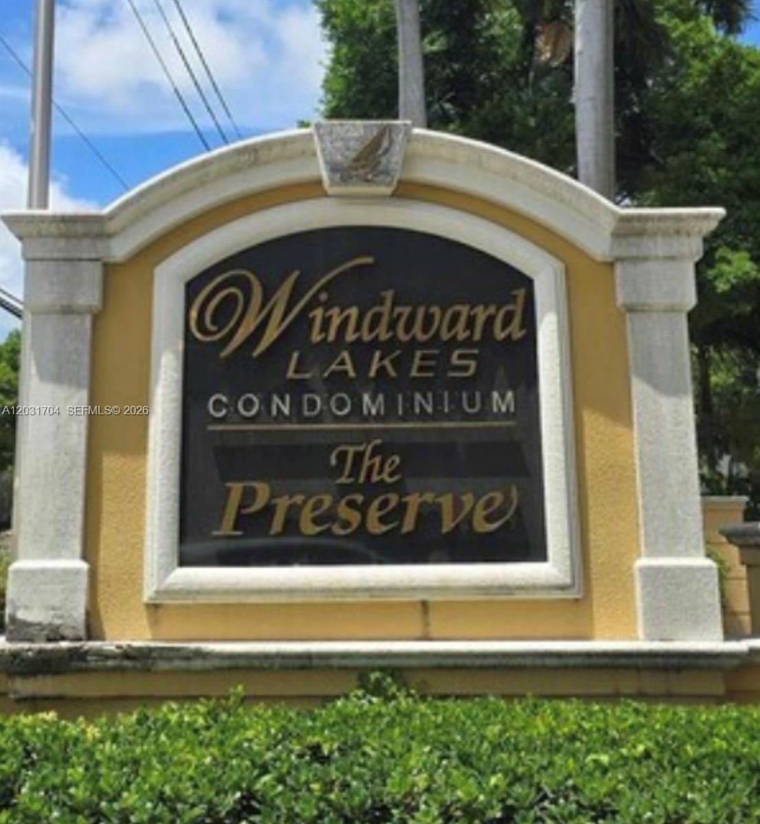 WINDWARD LAKES CONDO - Residential
