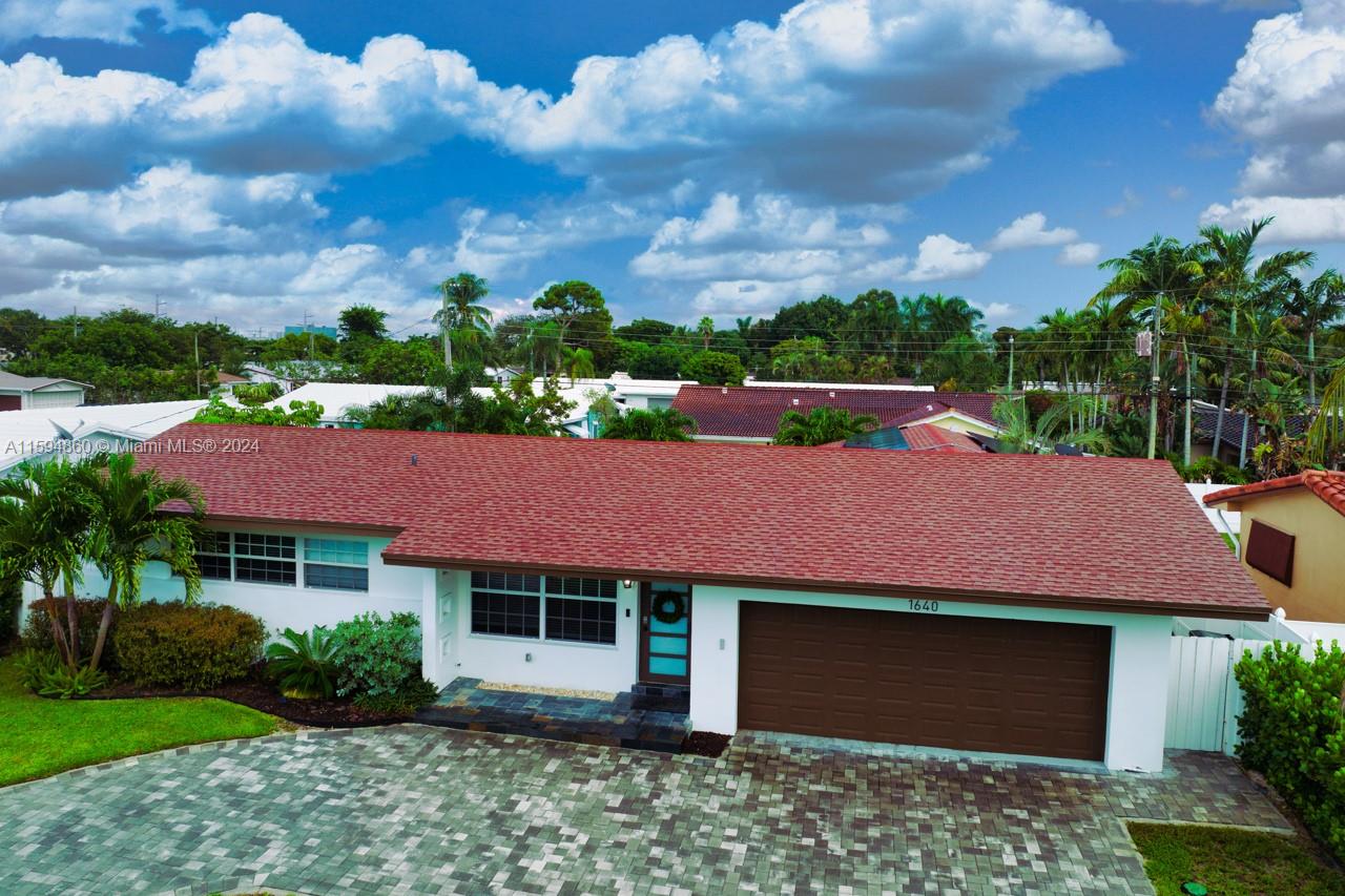 CORAL RIDGE ISLES - Residential