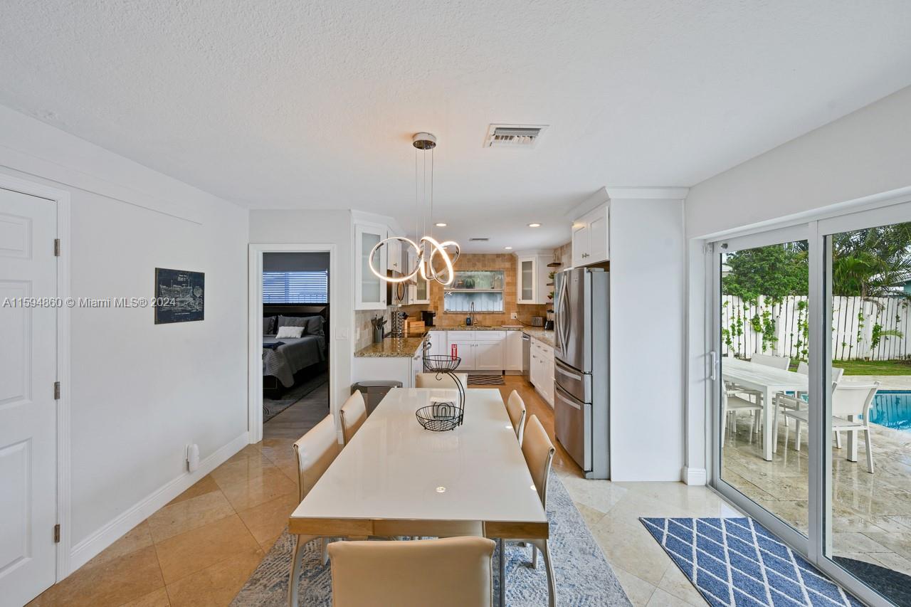 CORAL RIDGE ISLES - Residential