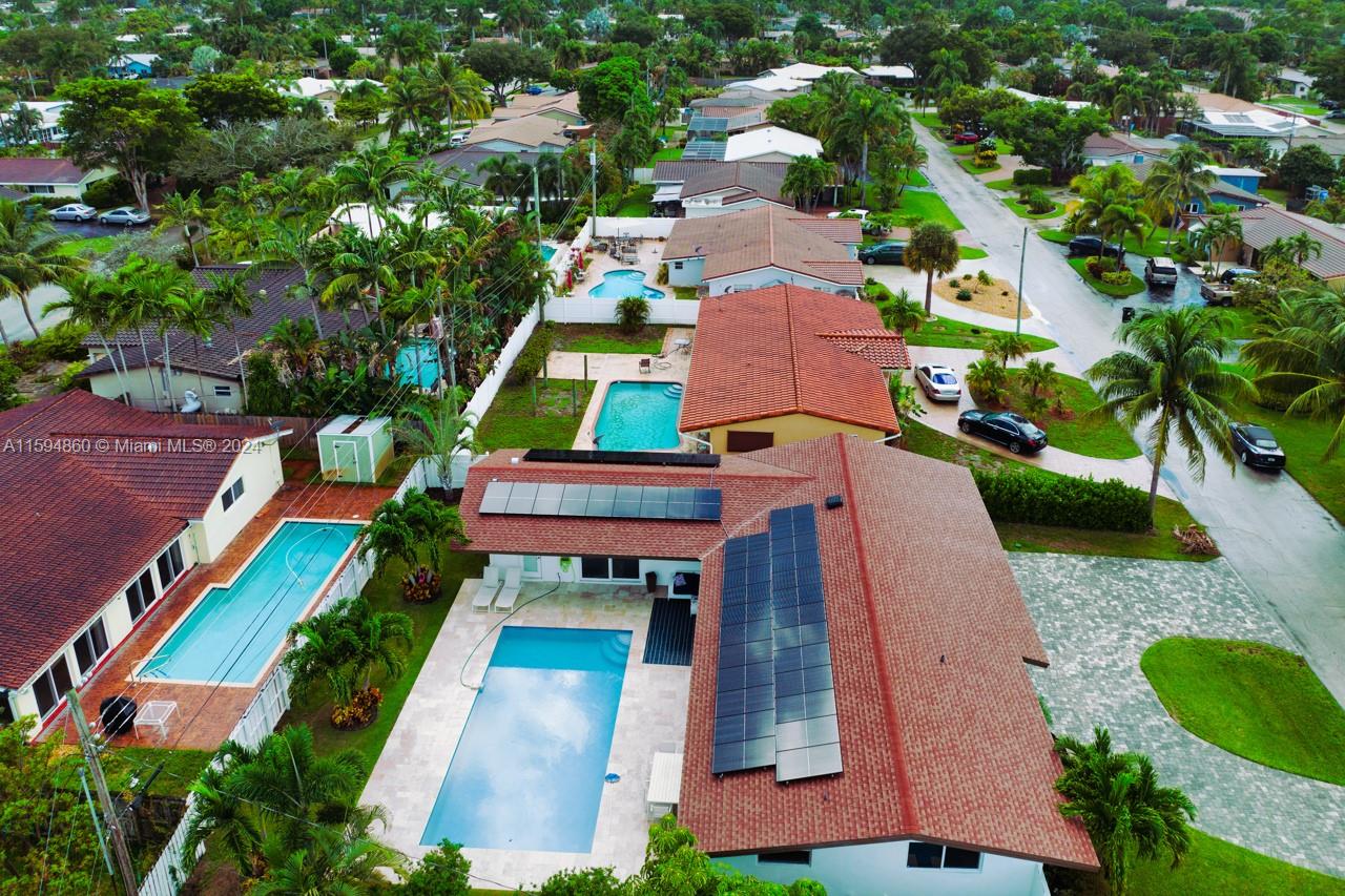CORAL RIDGE ISLES - Residential