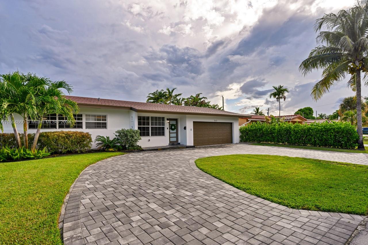 CORAL RIDGE ISLES - Residential