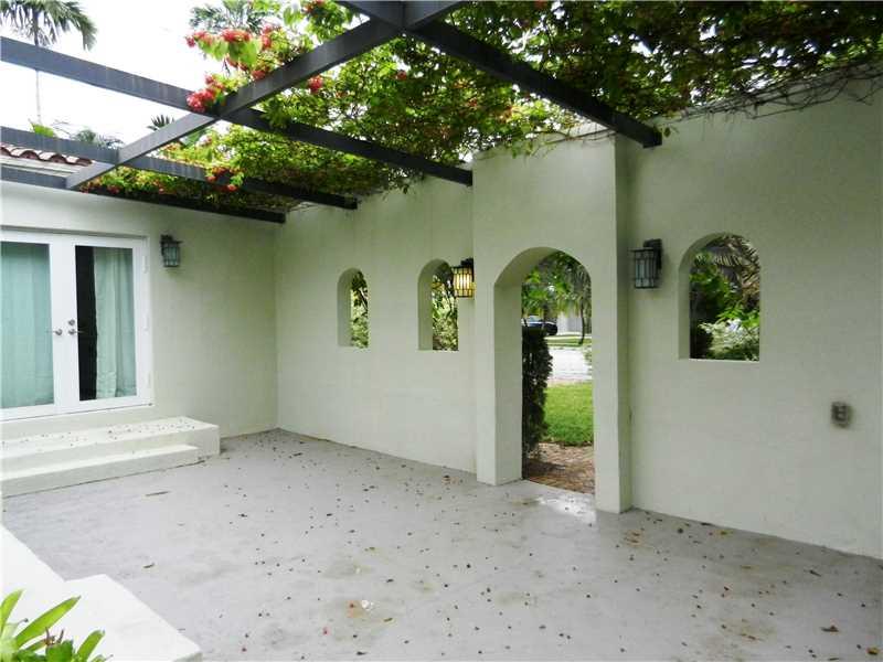 BELLE MEADE OF MIAMI SEC - Residential