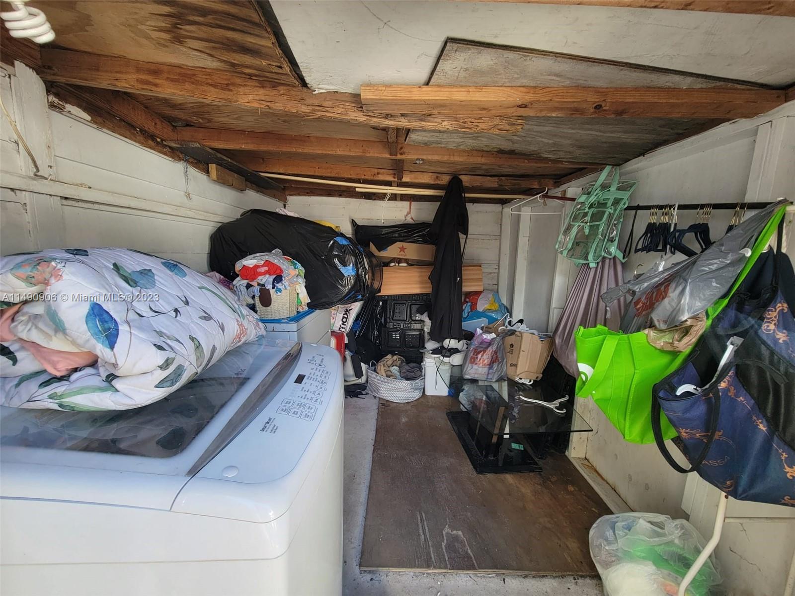HARWOOD 2ND ADDN TO RIVER - Residential Income