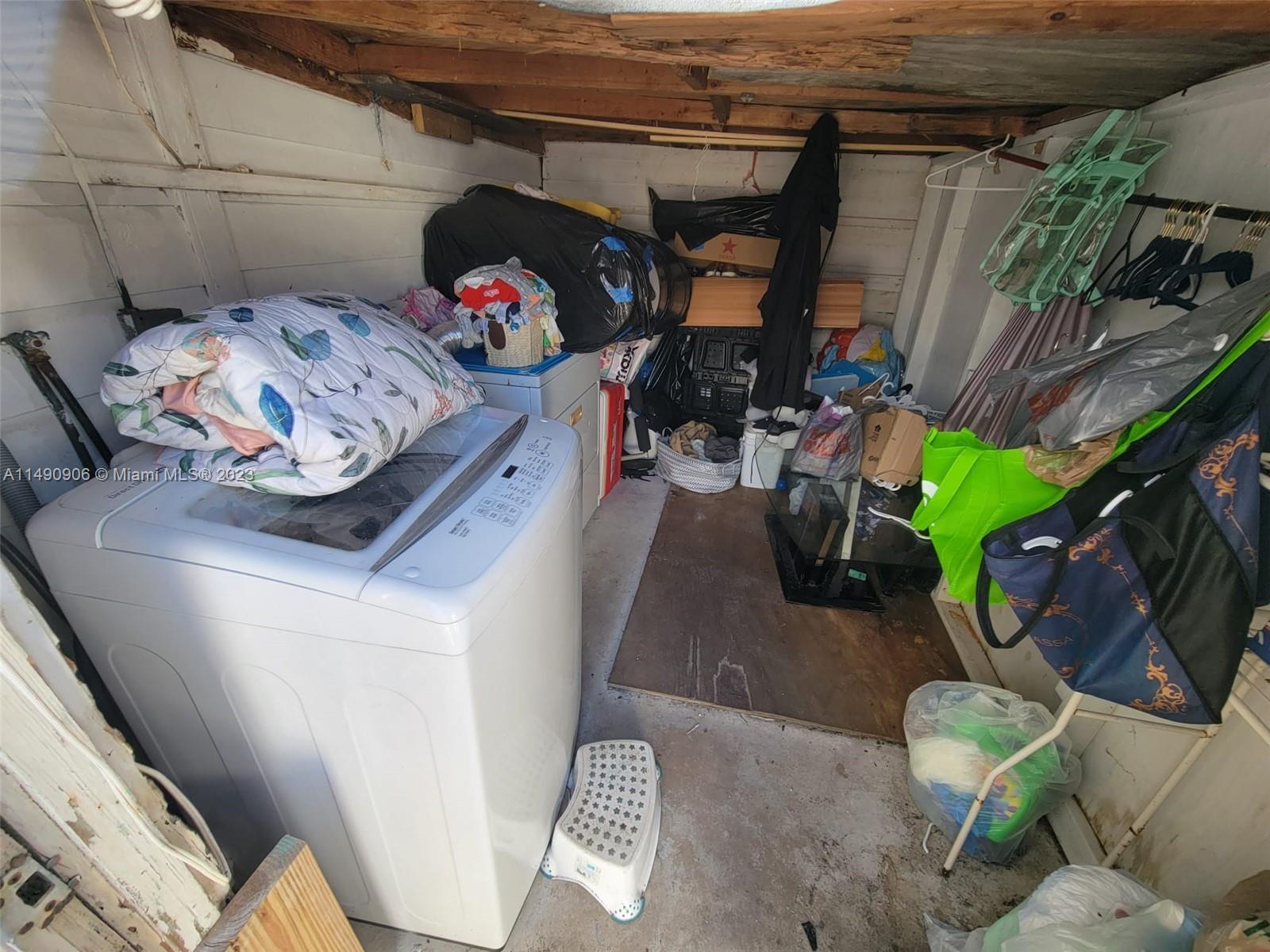 HARWOOD 2ND ADDN TO RIVER - Residential Income