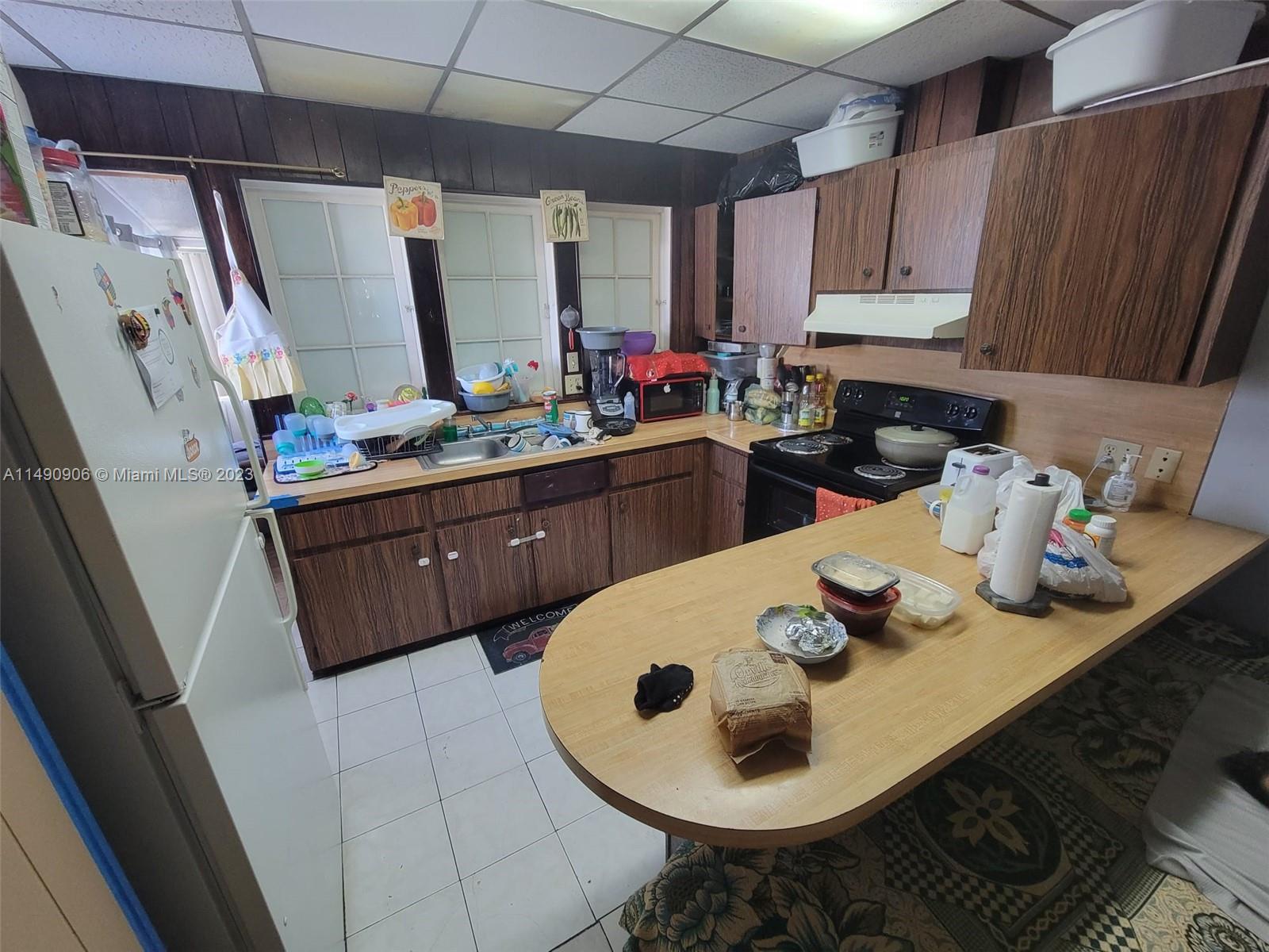 HARWOOD 2ND ADDN TO RIVER - Residential Income