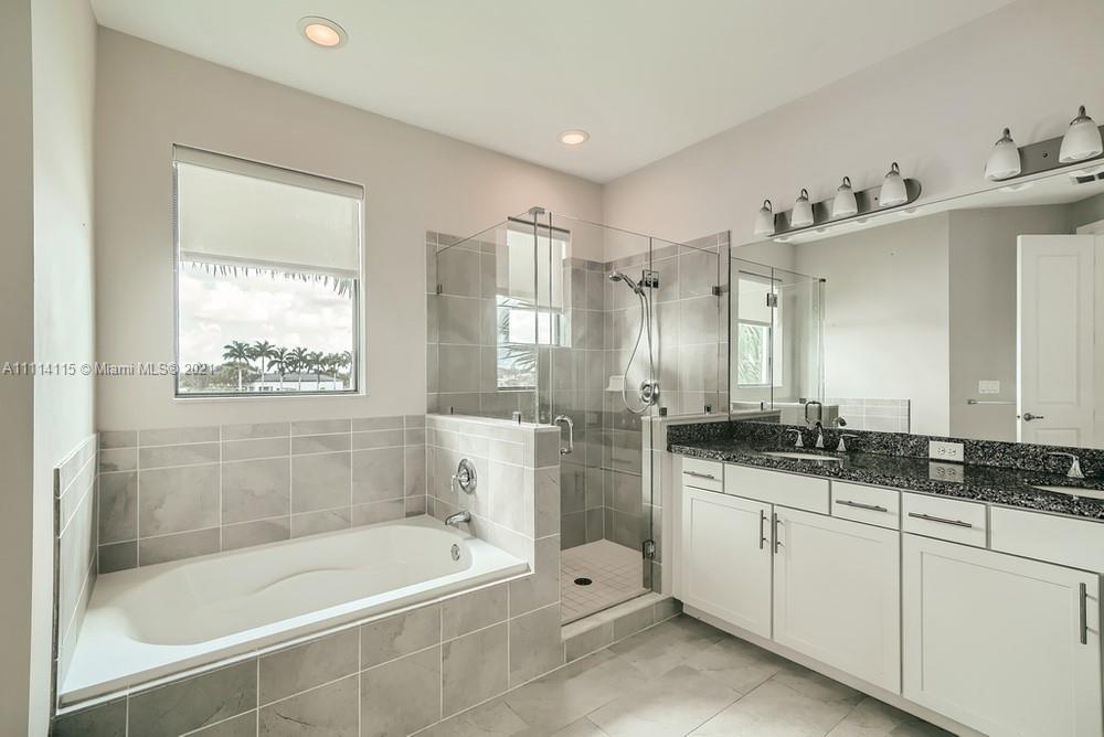 Pembroke Lakes South 119-1 - Residential
