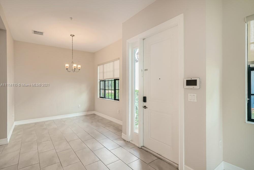 Pembroke Lakes South 119-1 - Residential