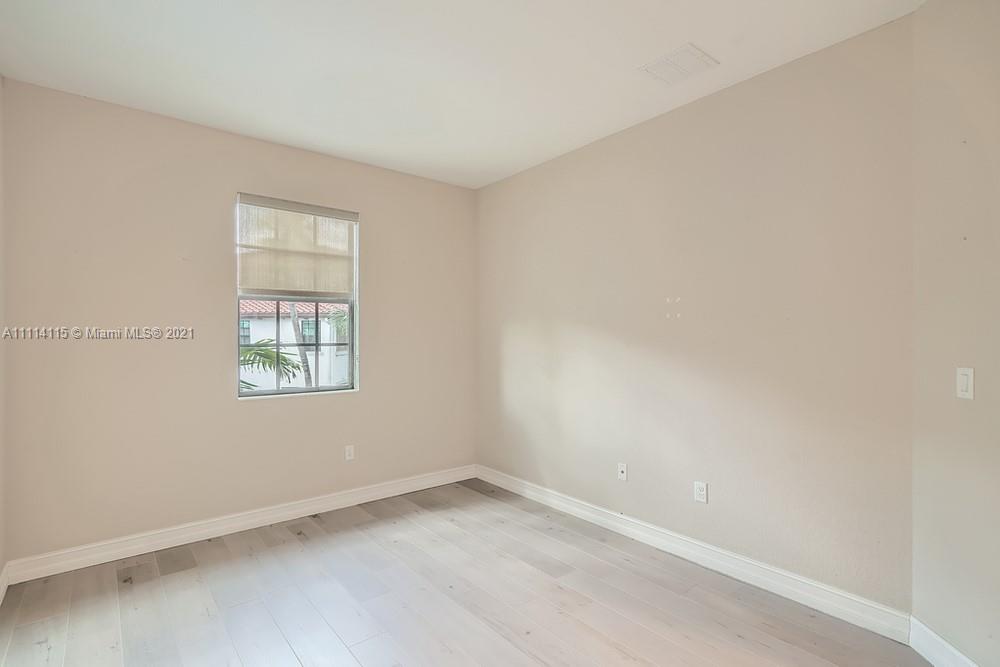 Pembroke Lakes South 119-1 - Residential