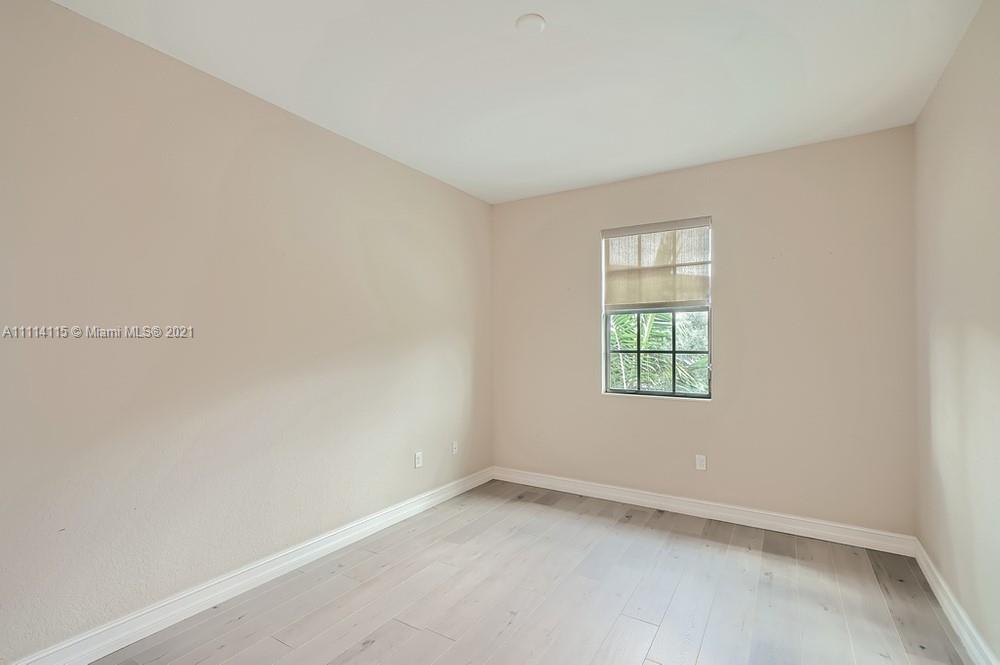 Pembroke Lakes South 119-1 - Residential