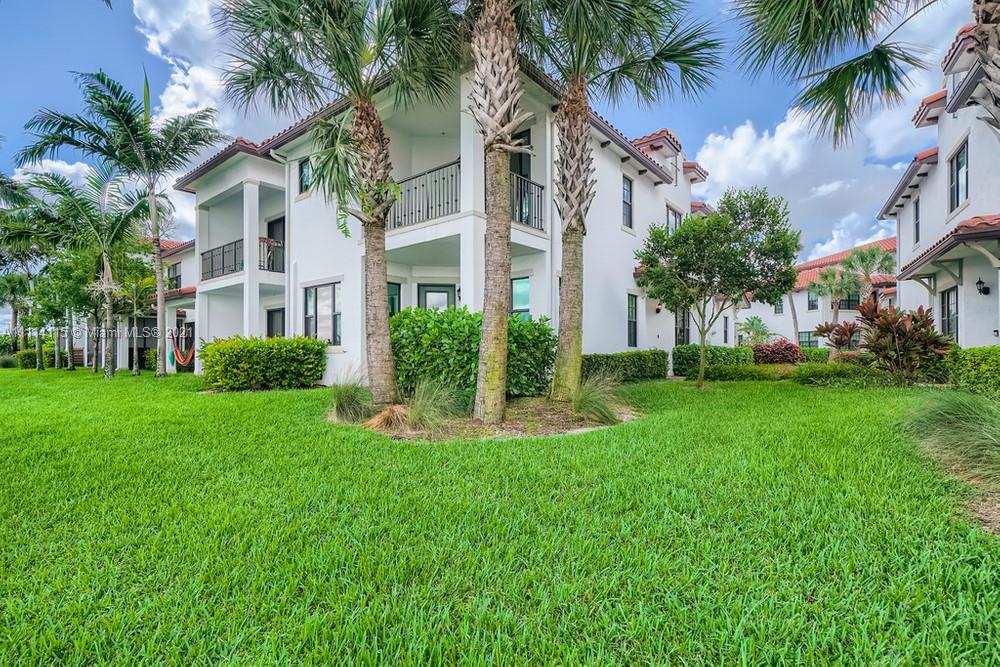 Pembroke Lakes South 119-1 - Residential