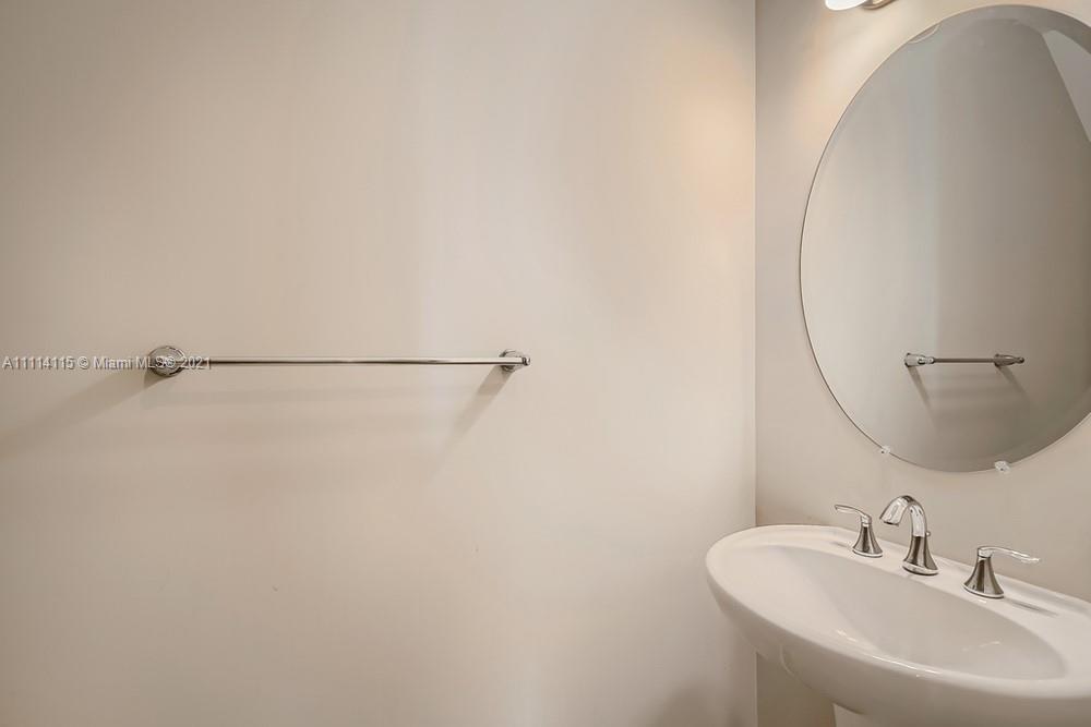 Pembroke Lakes South 119-1 - Residential