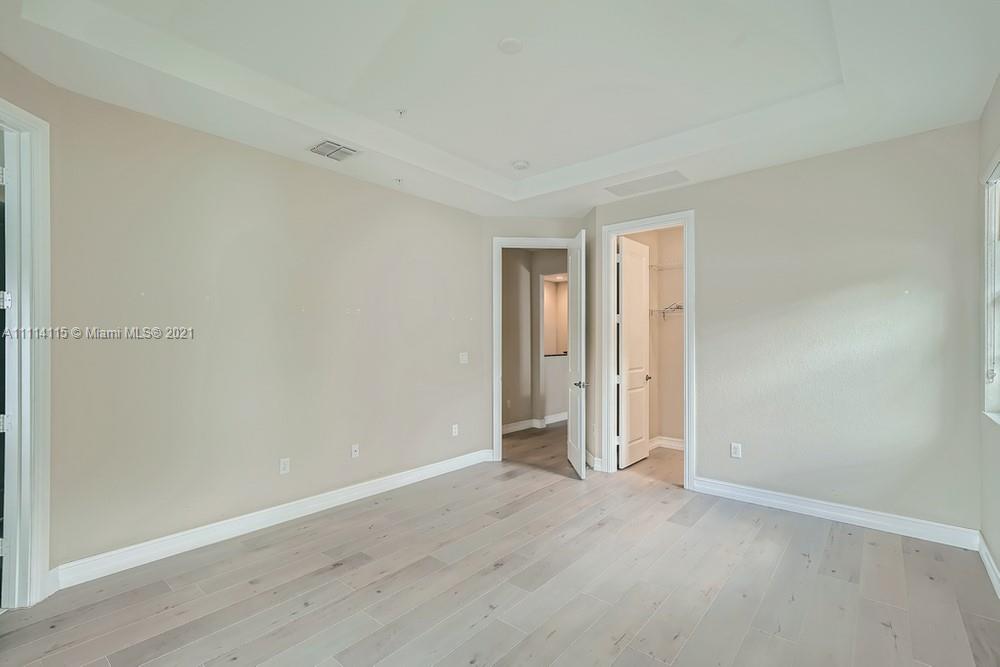 Pembroke Lakes South 119-1 - Residential