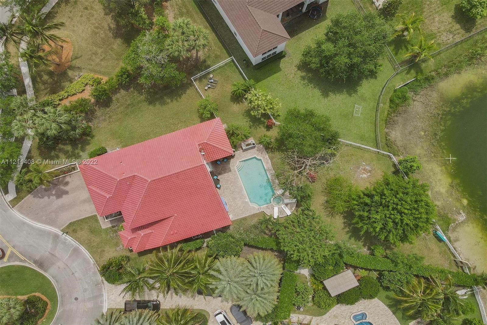 SUNSET LAKES PLAT THREE - Residential Lease