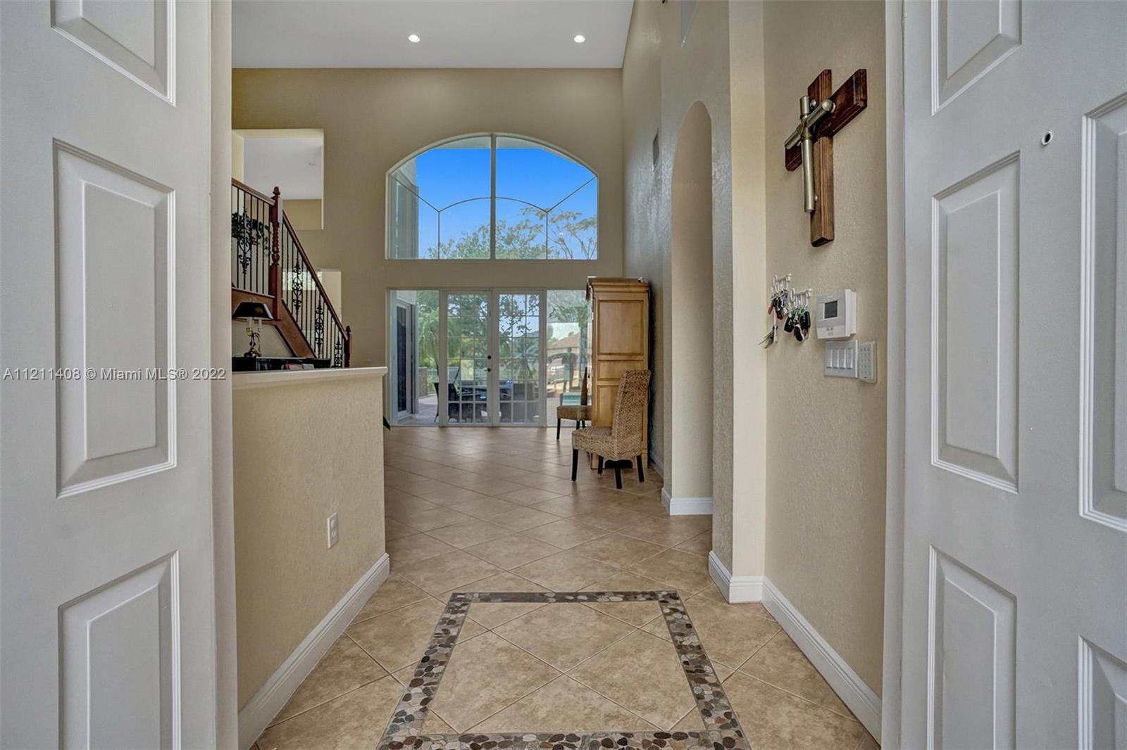 SUNSET LAKES PLAT THREE - Residential Lease