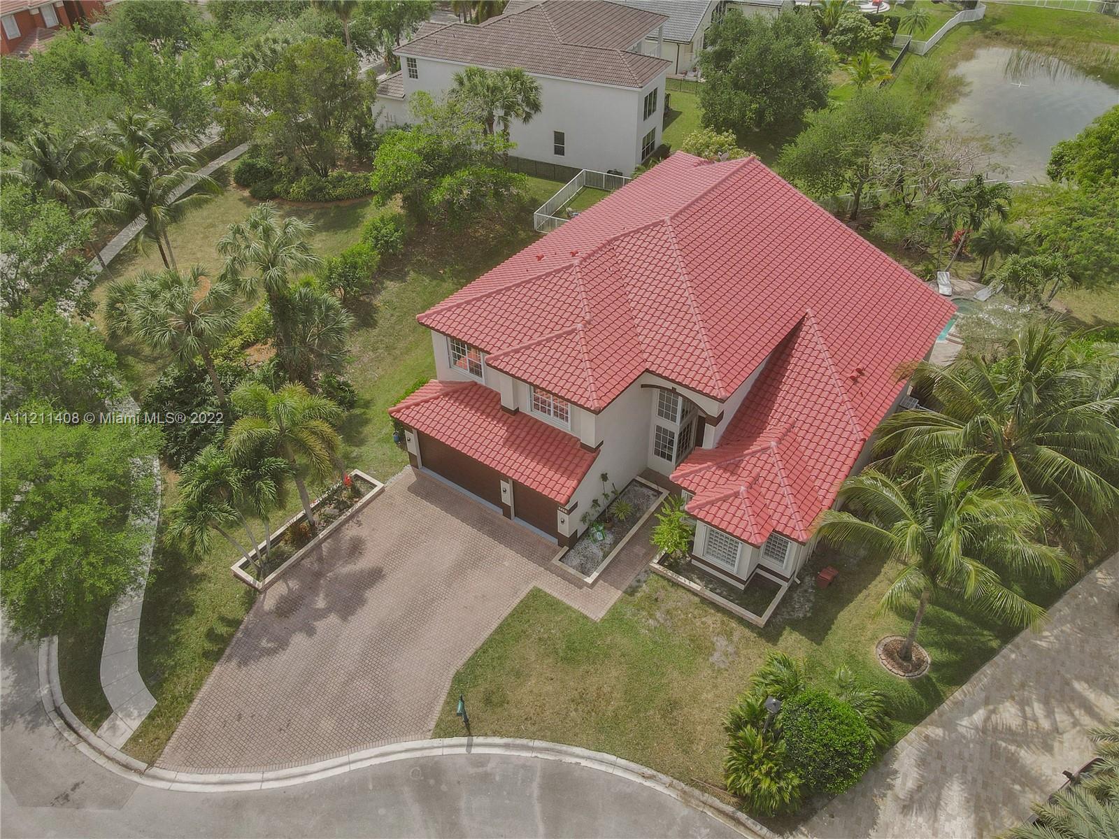 SUNSET LAKES PLAT THREE - Residential Lease