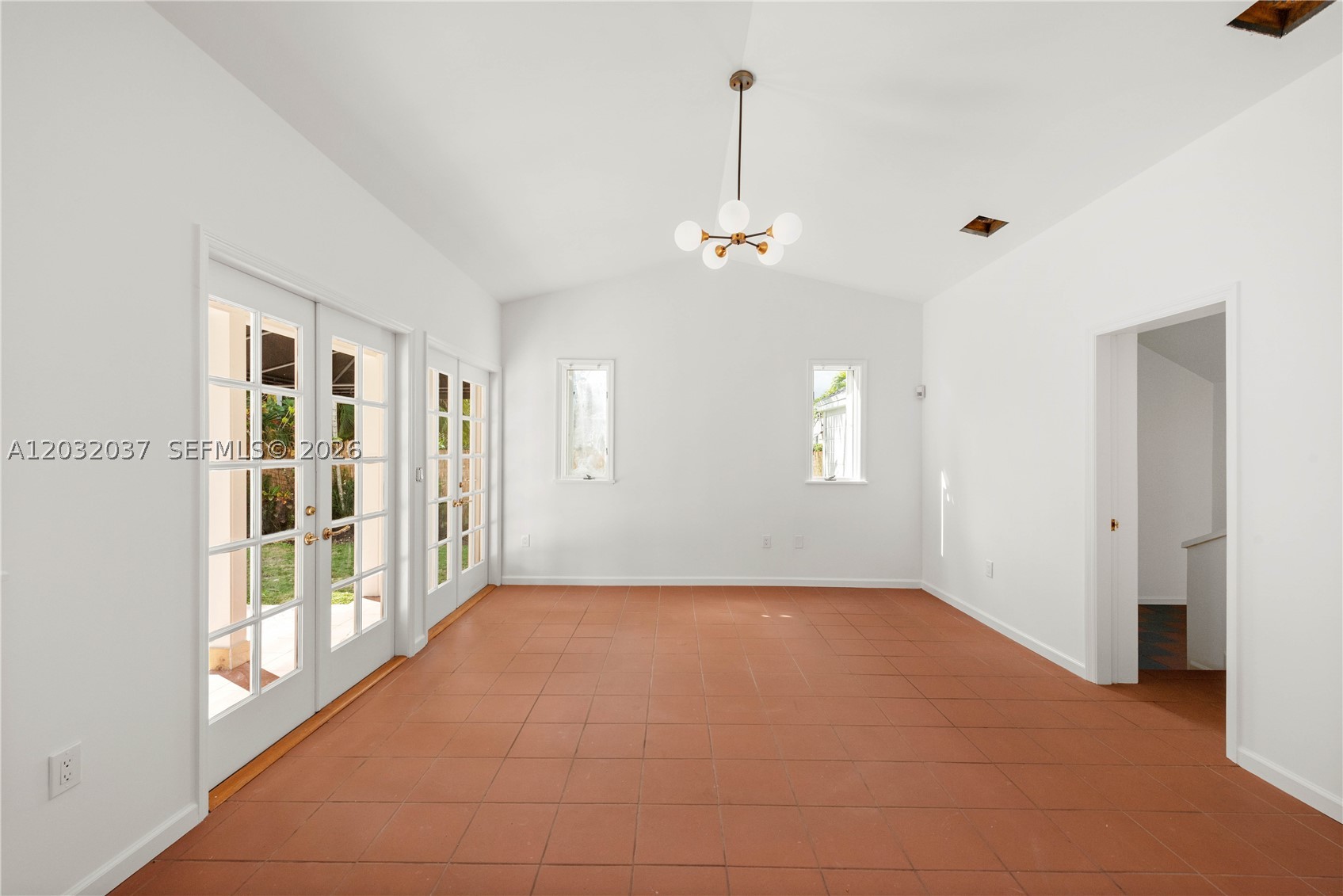 BRICKELL ESTATES - Residential