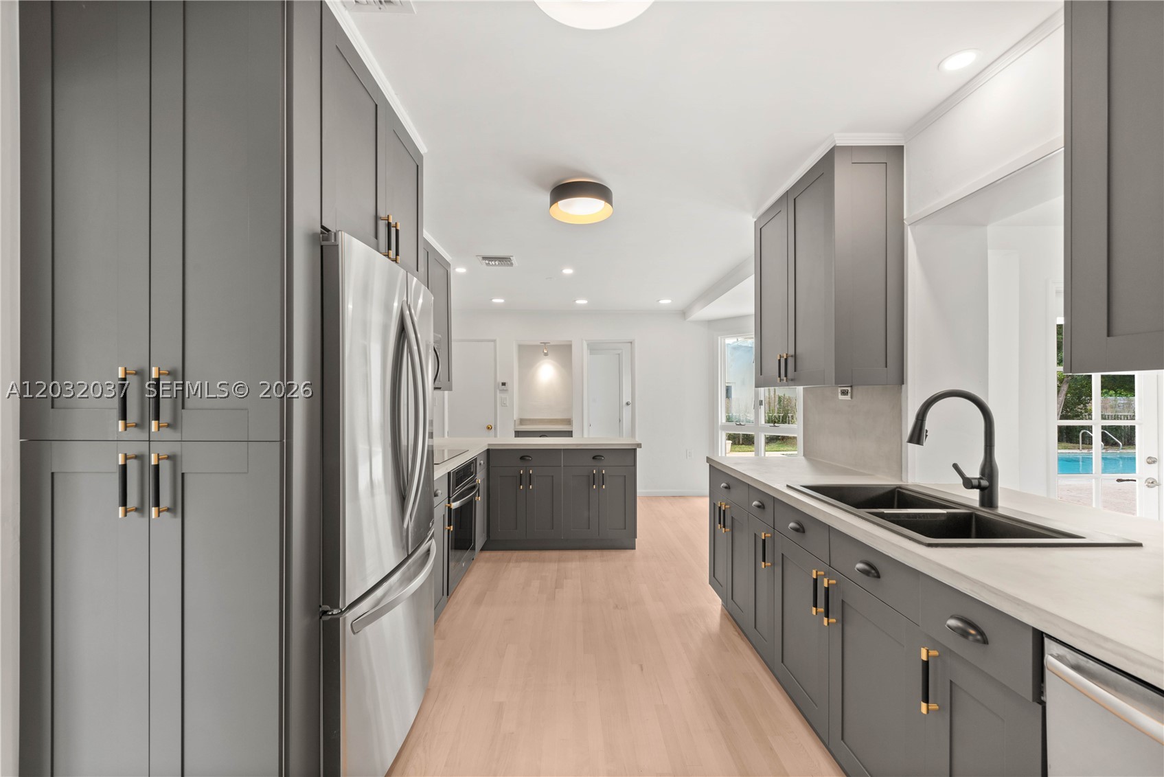 BRICKELL ESTATES - Residential