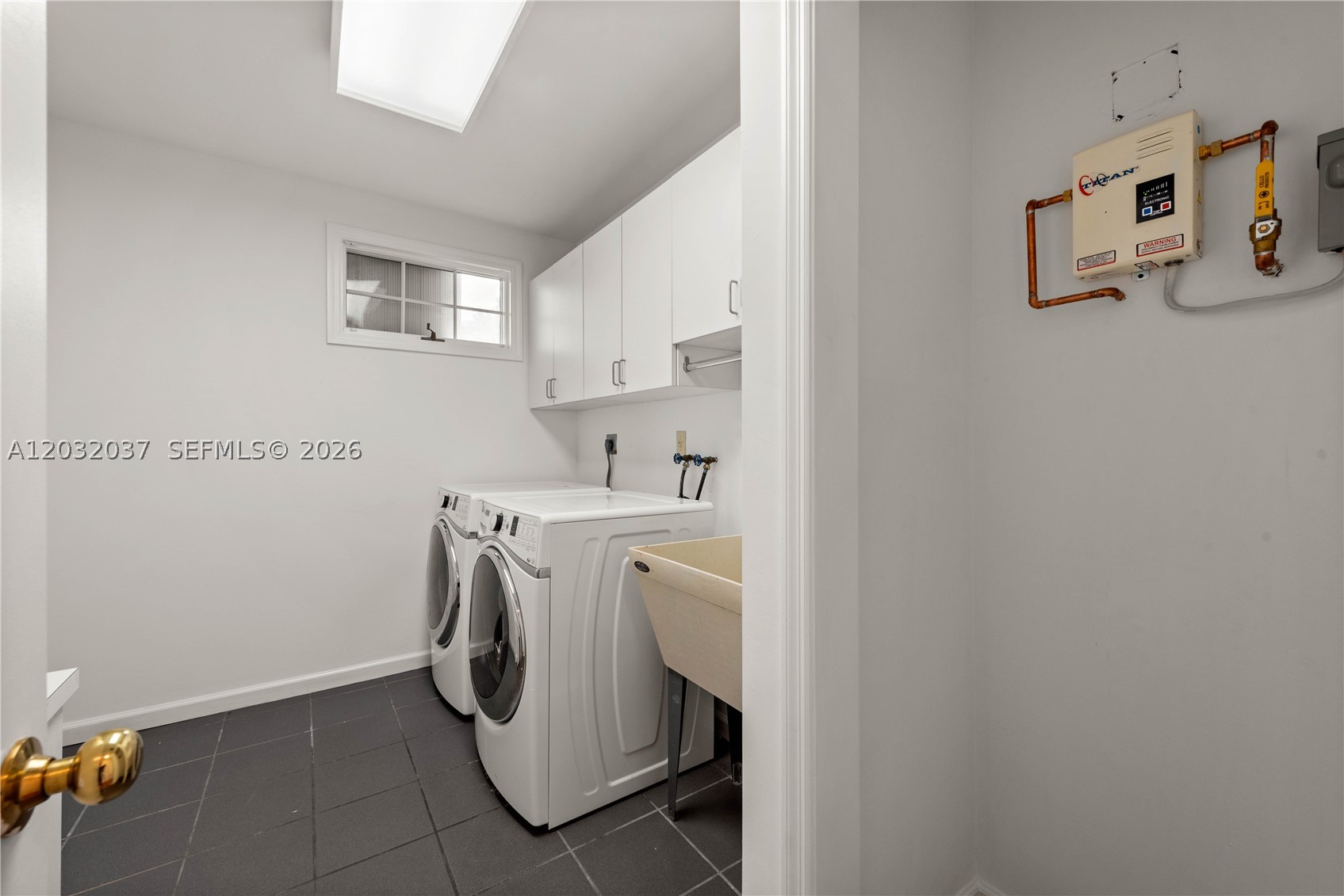 BRICKELL ESTATES - Residential