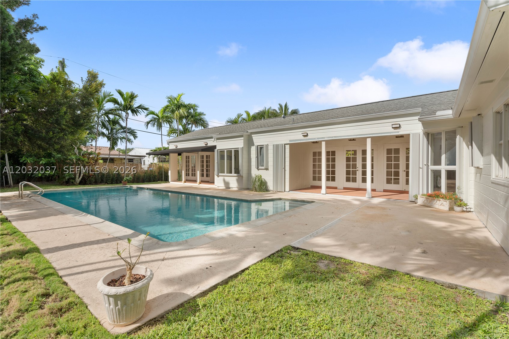 BRICKELL ESTATES - Residential