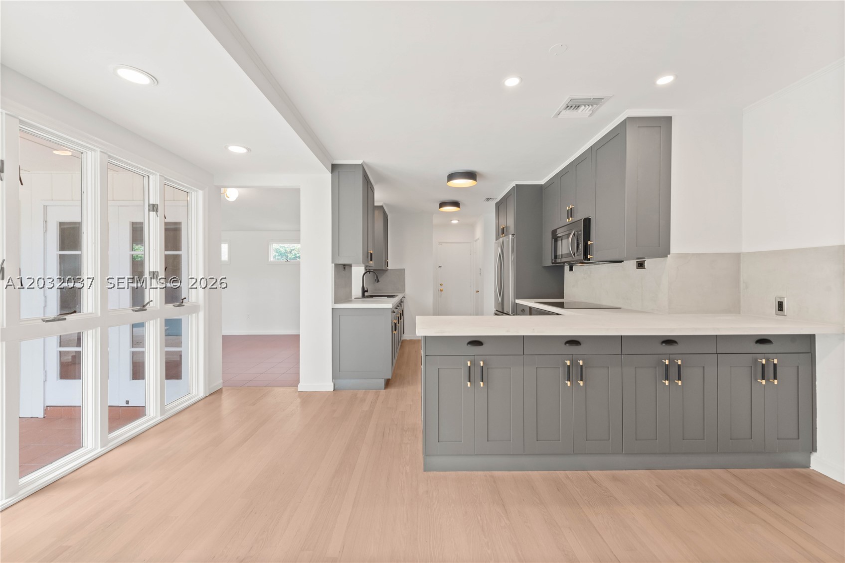 BRICKELL ESTATES - Residential