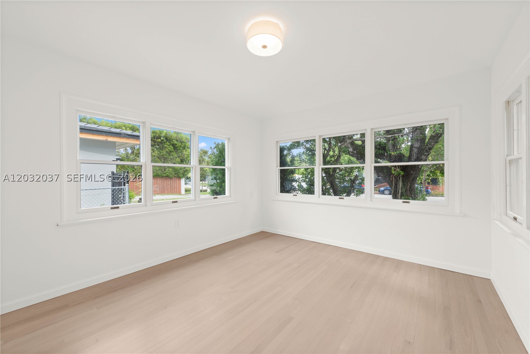 BRICKELL ESTATES - Residential