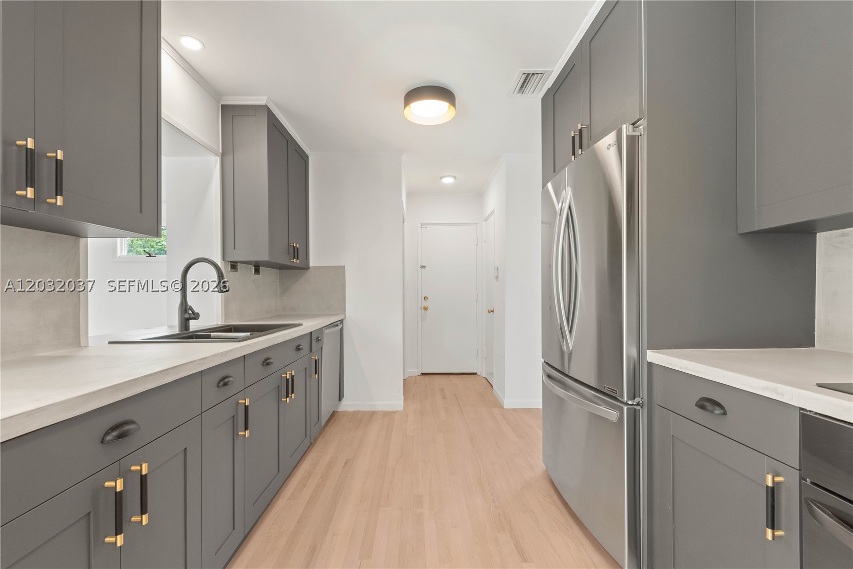 BRICKELL ESTATES - Residential