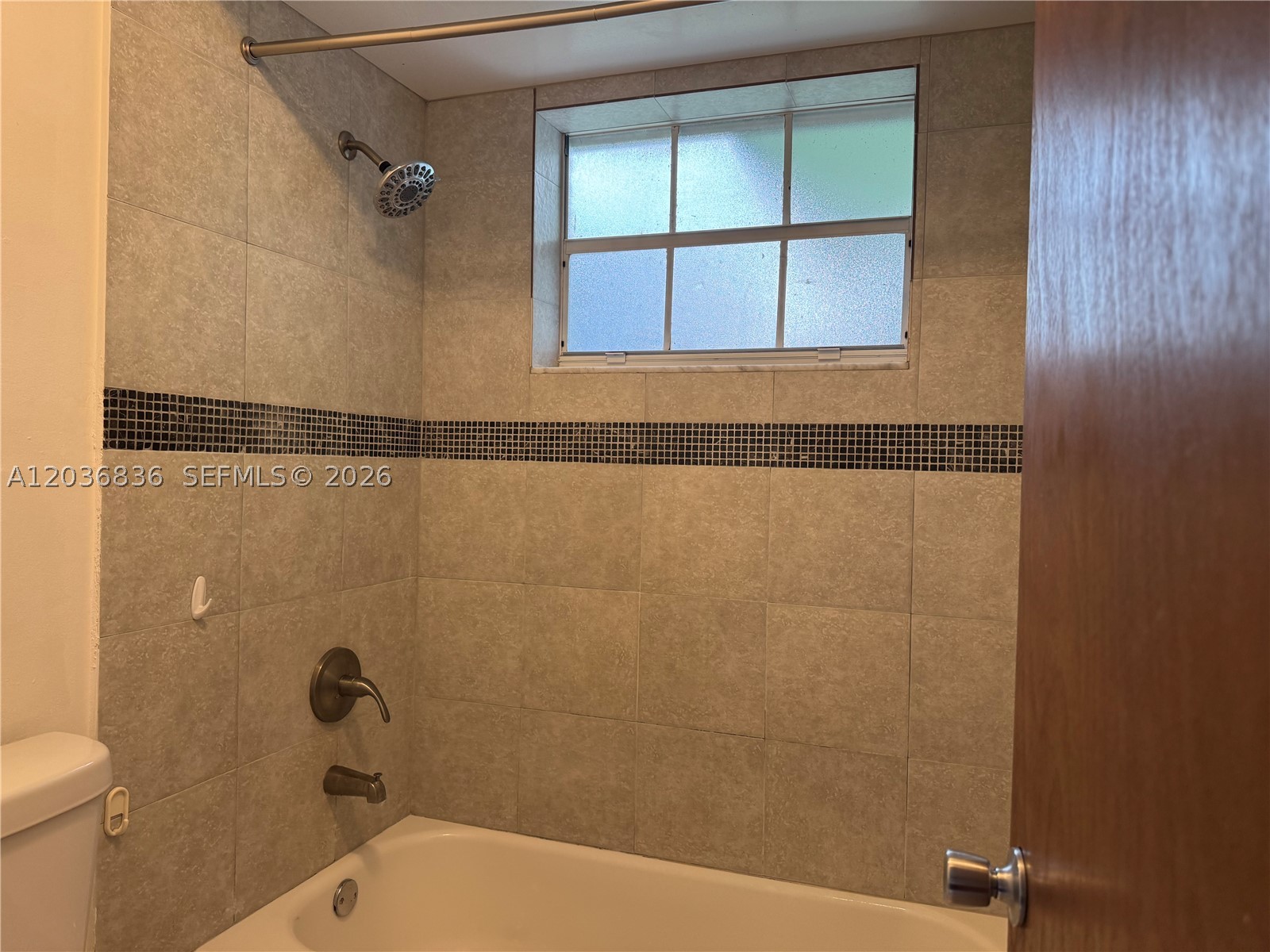 CENTENNIAL SEC 2 - Residential Lease