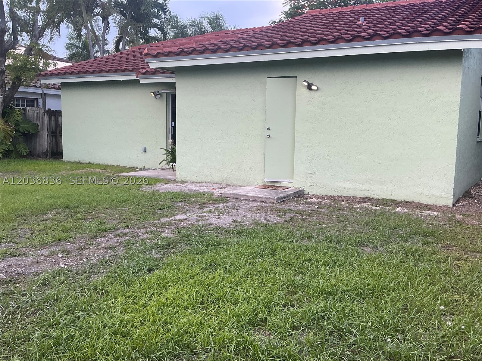 CENTENNIAL SEC 2 - Residential Lease