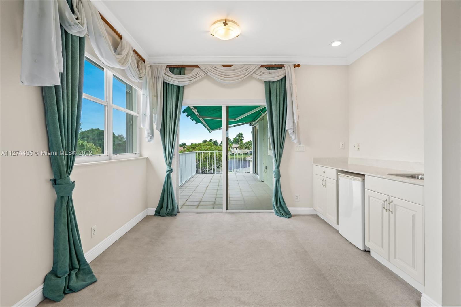 HERON BAY - Residential