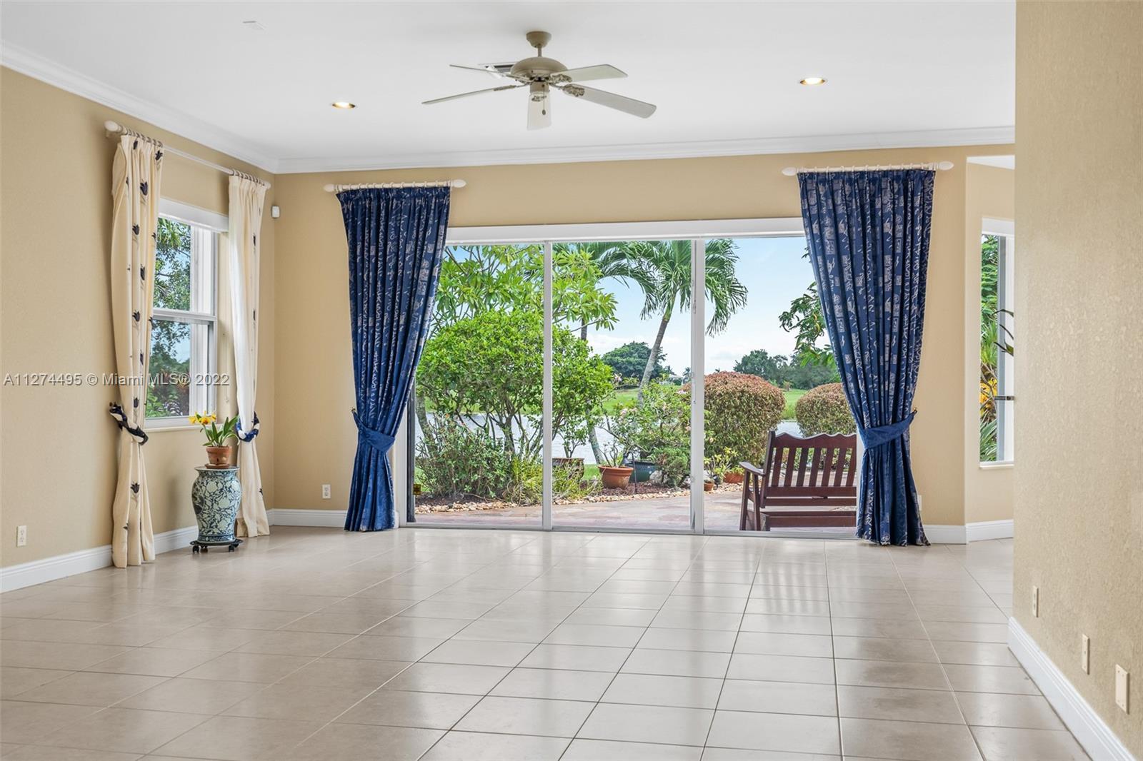 HERON BAY - Residential