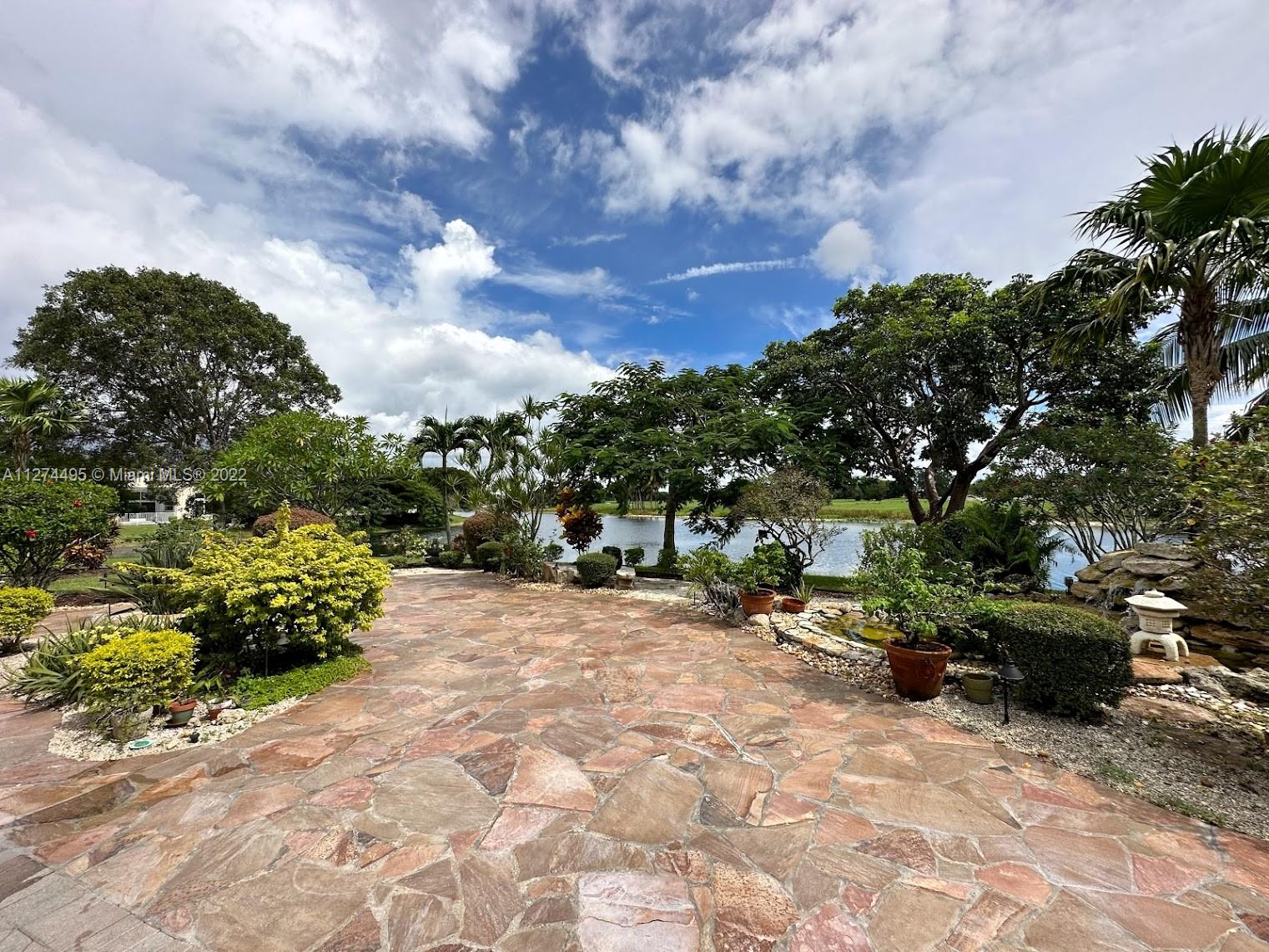 HERON BAY - Residential